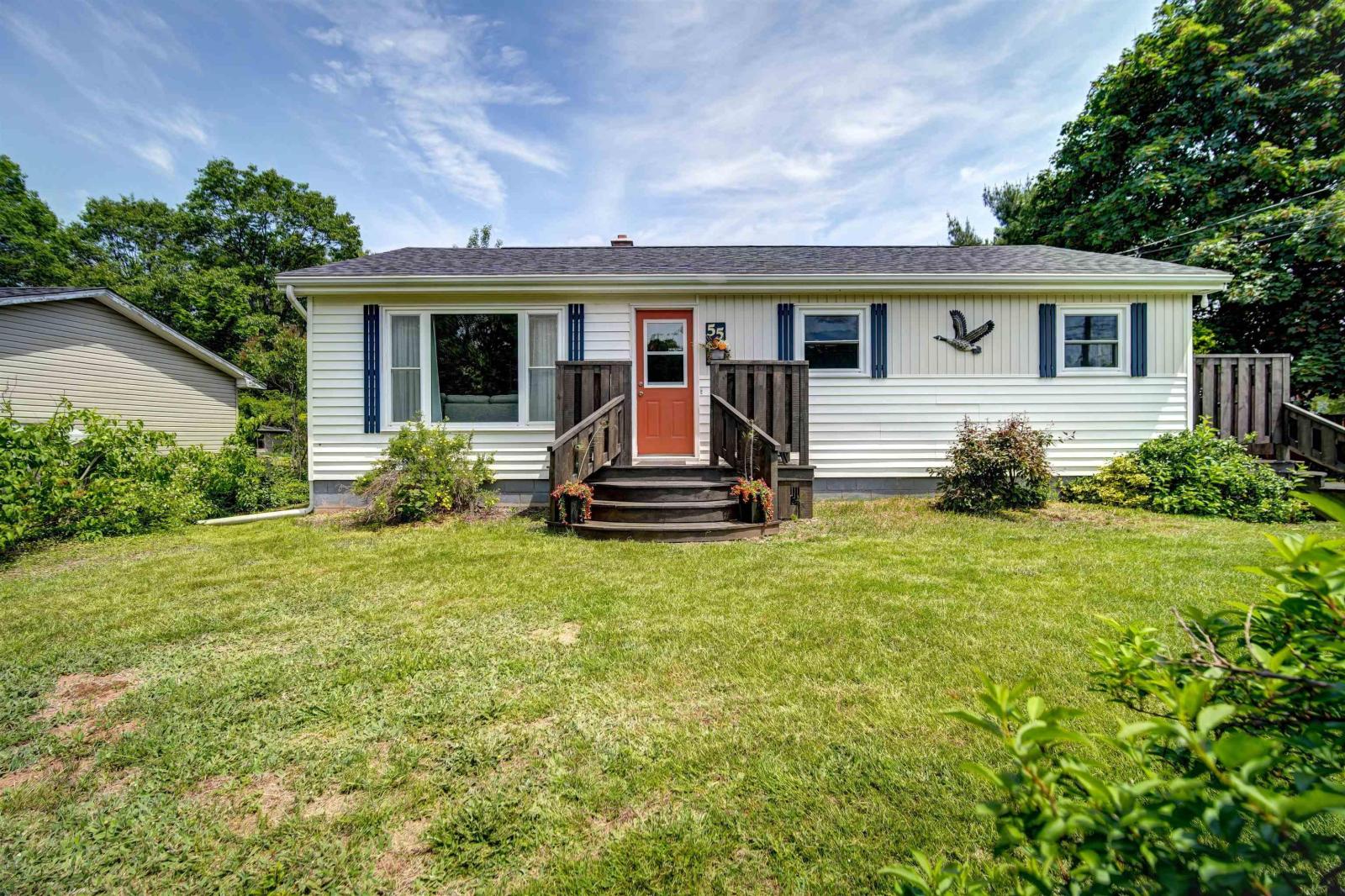 55 Orchard Drive, New Minas NS, front exterior, photo 1